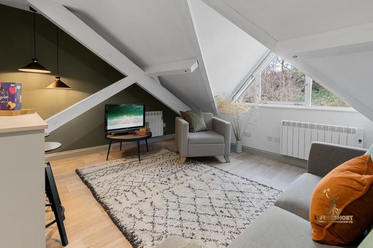 Luxe Courtyard Apartment For 4 Near Exeter City Centre Kültér fotó