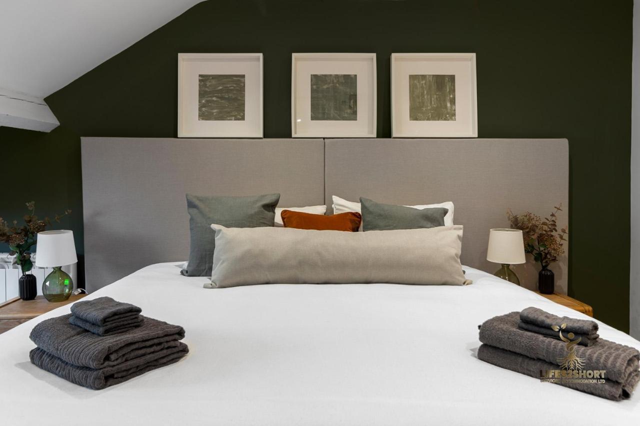 Luxe Courtyard Apartment For 4 Near Exeter City Centre Kültér fotó