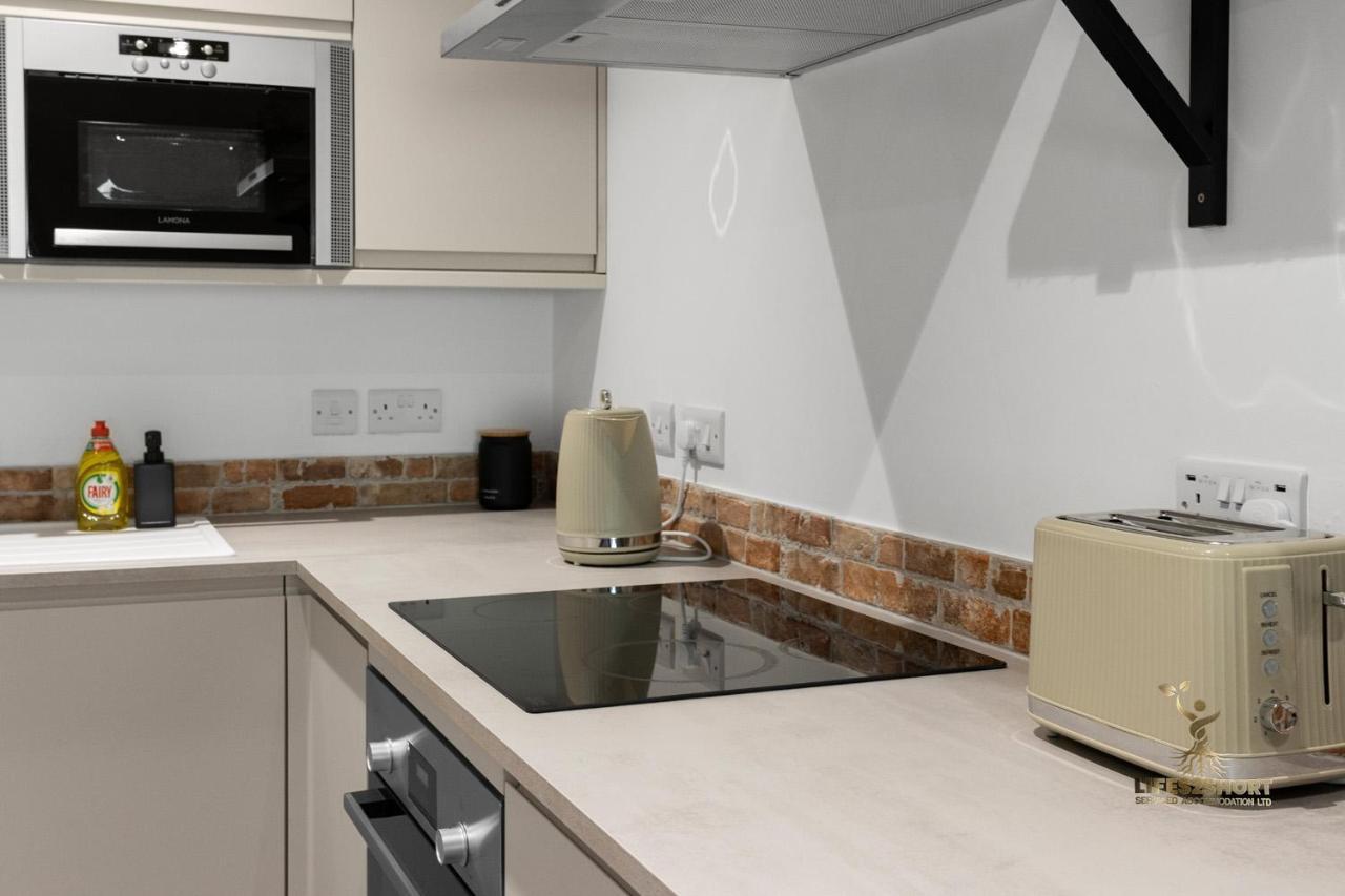 Luxe Courtyard Apartment For 4 Near Exeter City Centre Kültér fotó