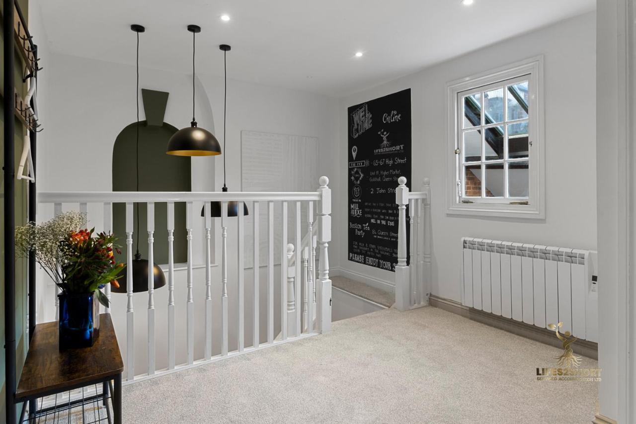 Luxe Courtyard Apartment For 4 Near Exeter City Centre Kültér fotó